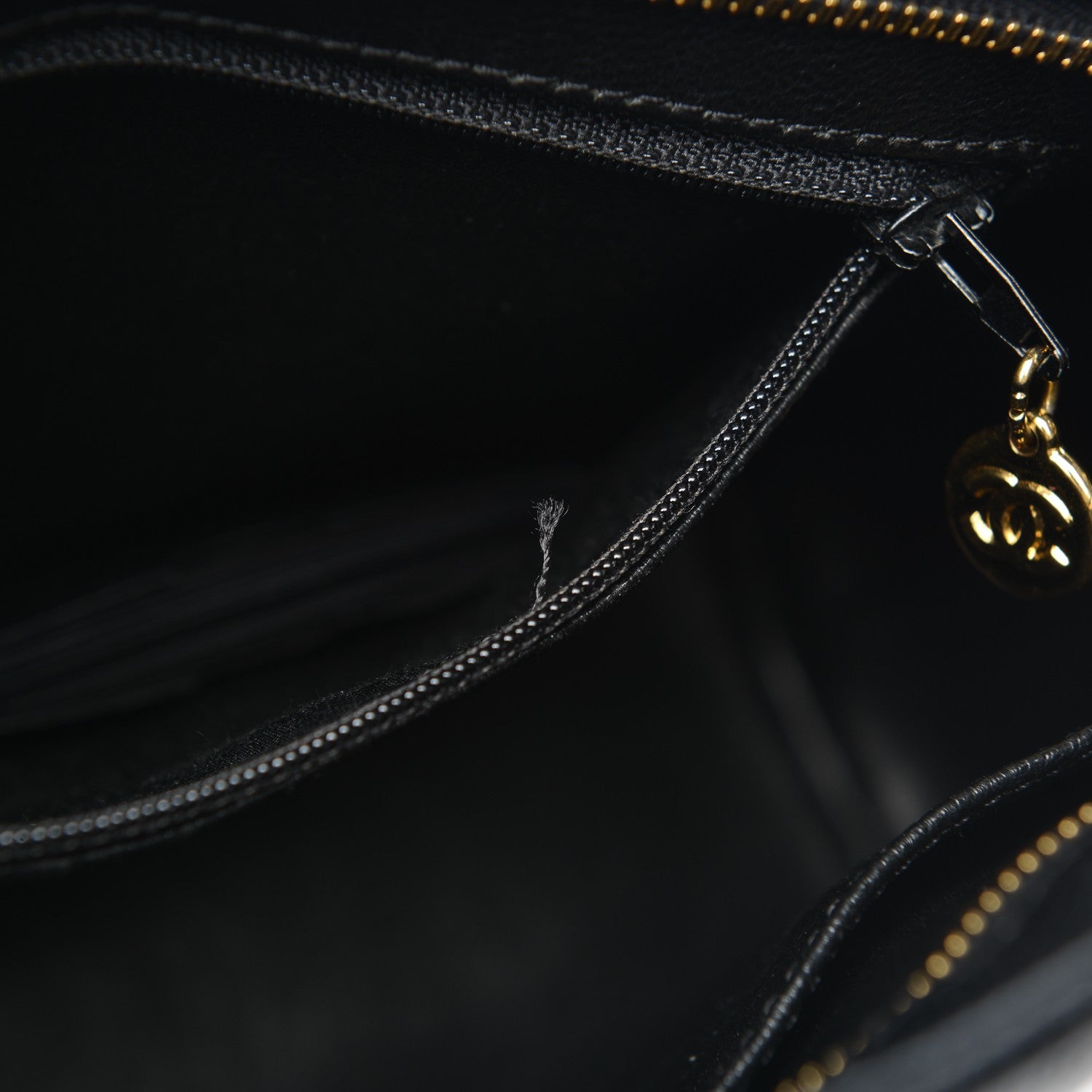 Chanel Caviar Medallion Tote Black 8 of 9