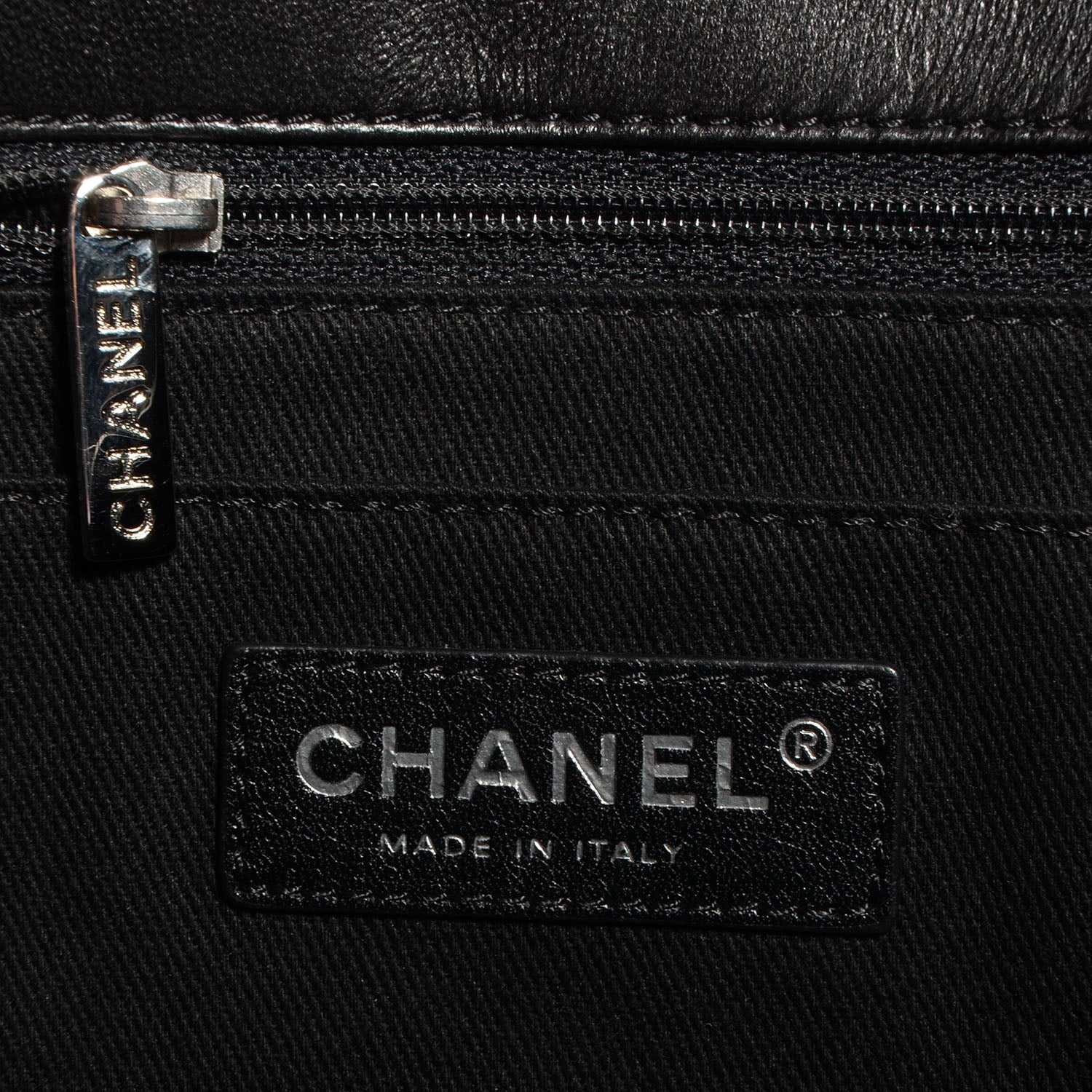 Chanel Vinyl In the Business Flap Black 7 of 9