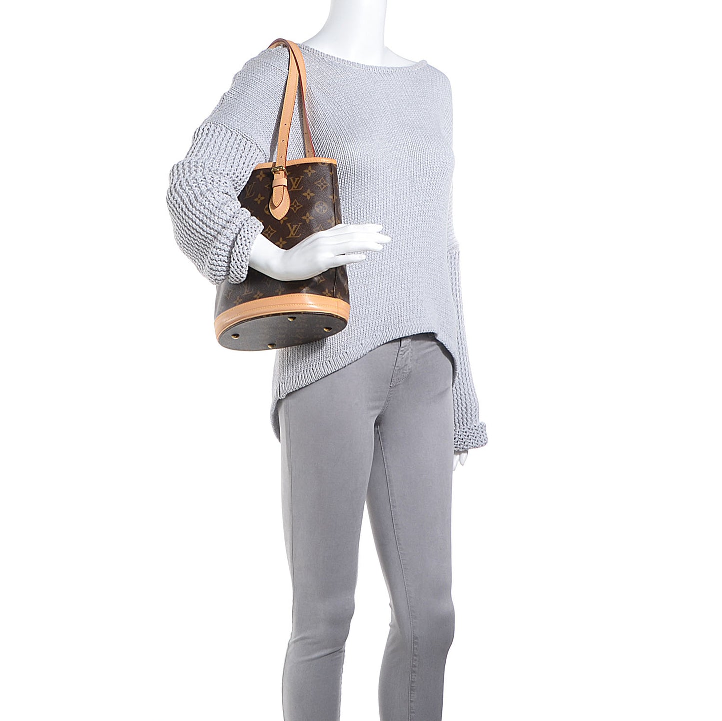 Monogram Petit Bucket 23