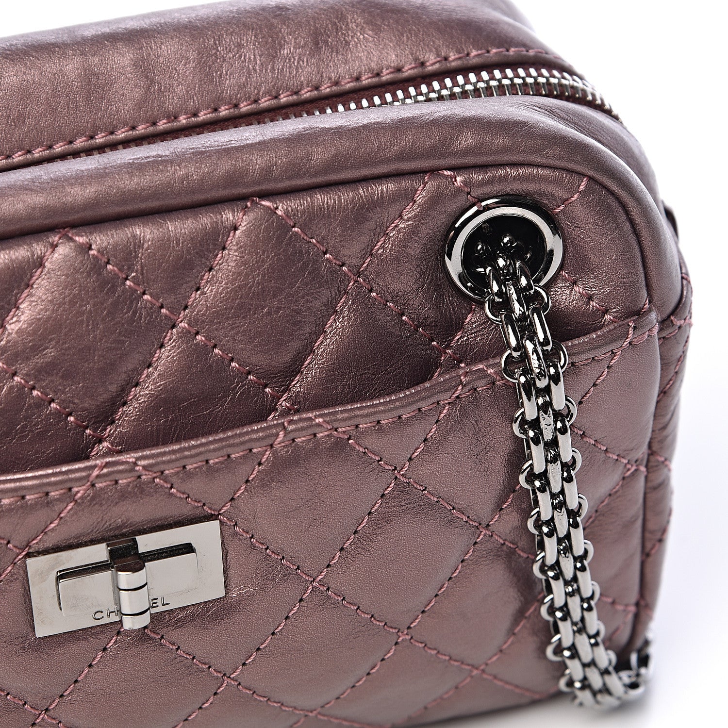 Chanel Metallic Aged Calfskin Quilted Small Reissue Camera Case Rose Fonce 12 of 18