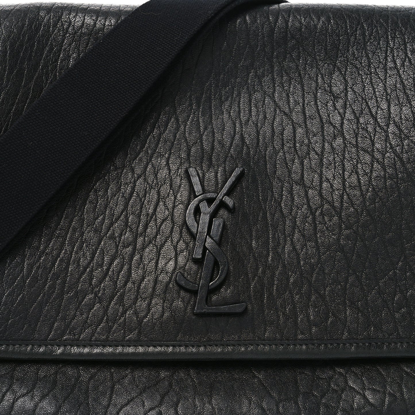 Grained Calfskin Niki Messenger Black