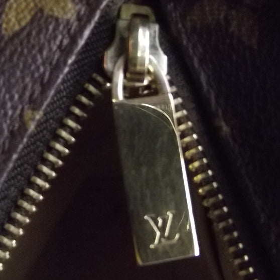 Louis Vuitton Monogram Luco 8 of 9