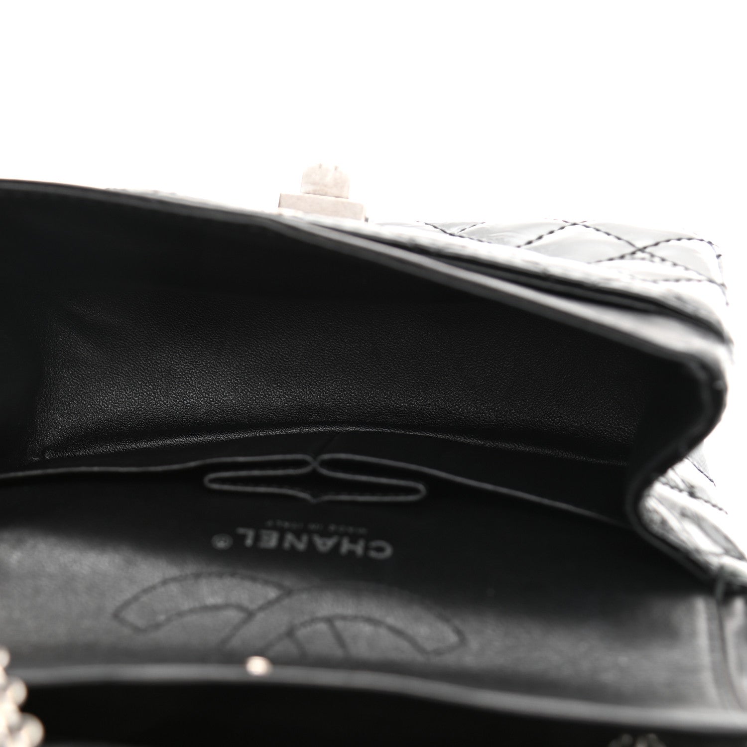 Chanel Crinkled Patent Quilted 2.55 Reissue 224 Flap Black 5 of 10