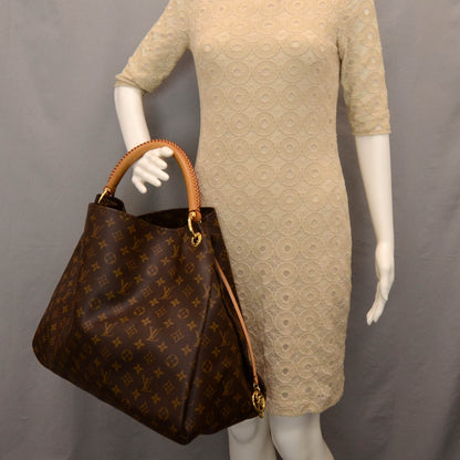 Louis Vuitton Monogram Artsy GM 2 of 7