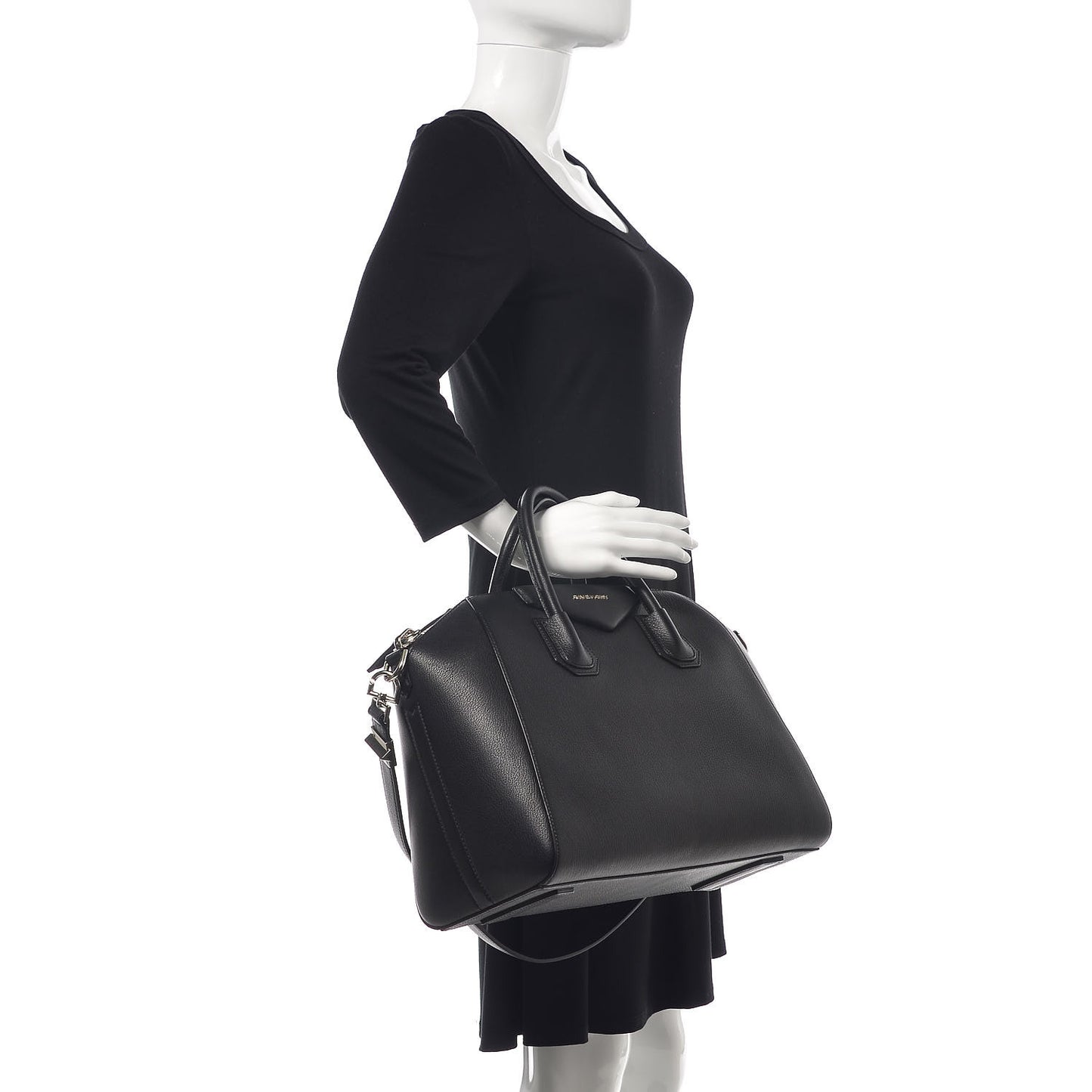 Sugar Goatskin Medium Antigona Black