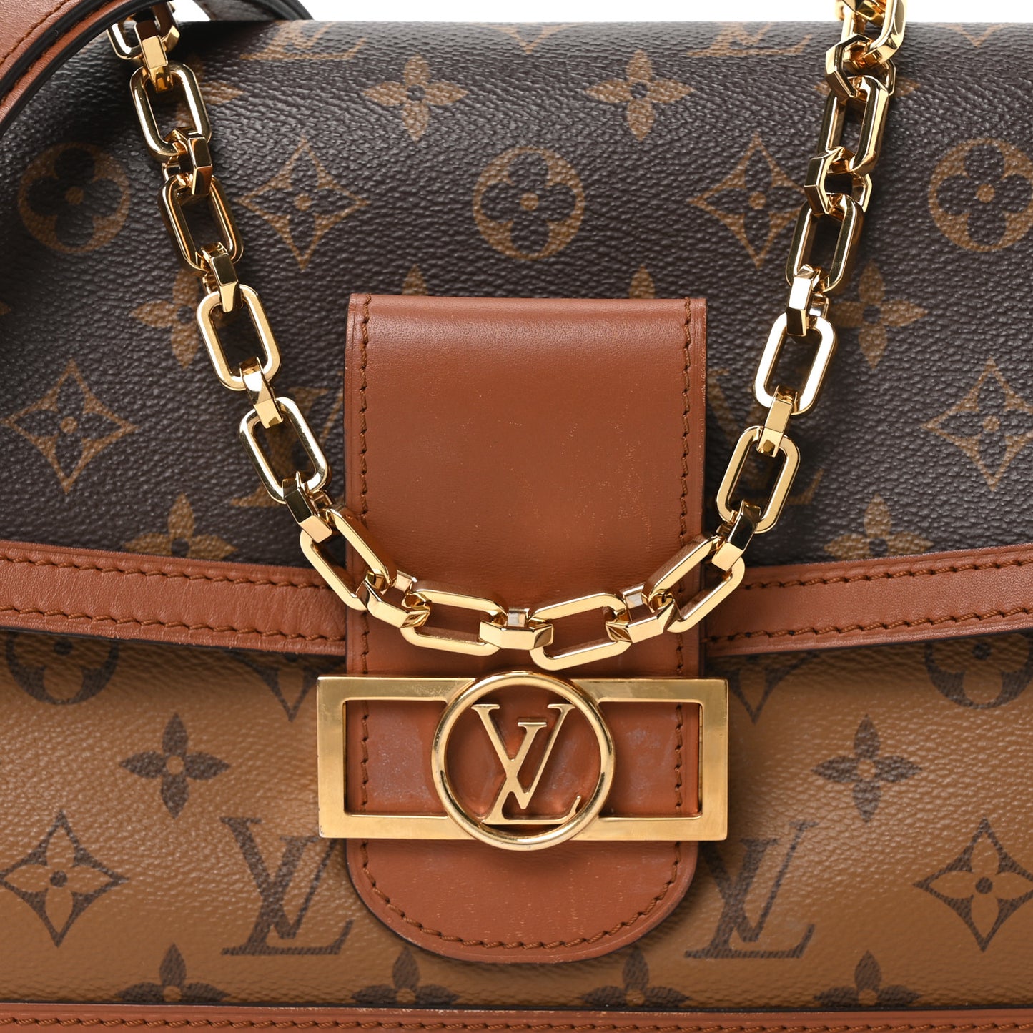Reverse Monogram Dauphine MM