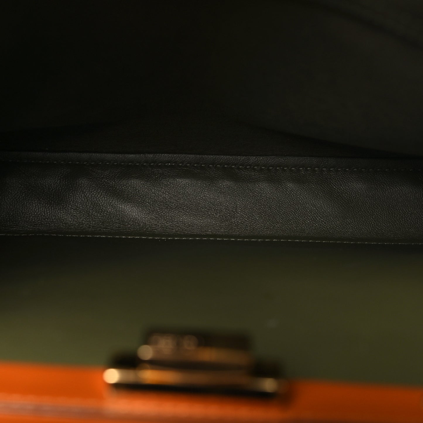 Vitello Seta Light Aura Shiny Nappa Medium Peekaboo I SEE U Satchel Equatore Cuoio