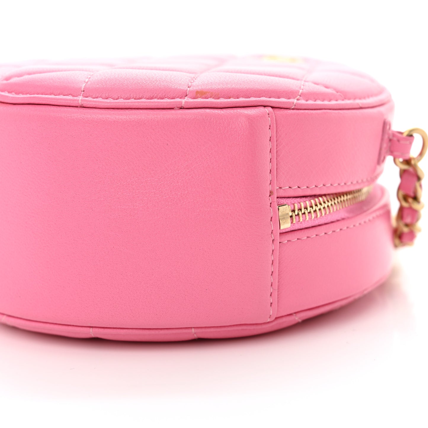 Lambskin Quilted Round Pearl Crush Clutch With Chain Pink