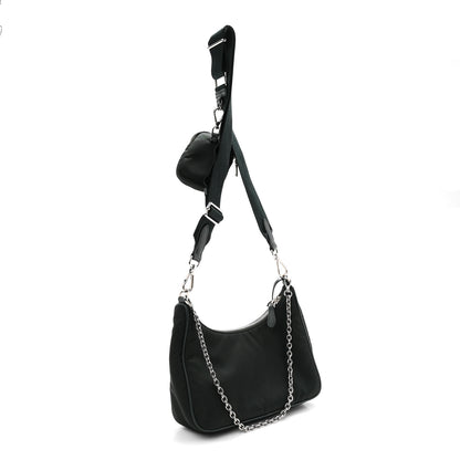 Prada Nylon Re-Edition 2005 Shoulder Bag Smeraldo 3 of 11