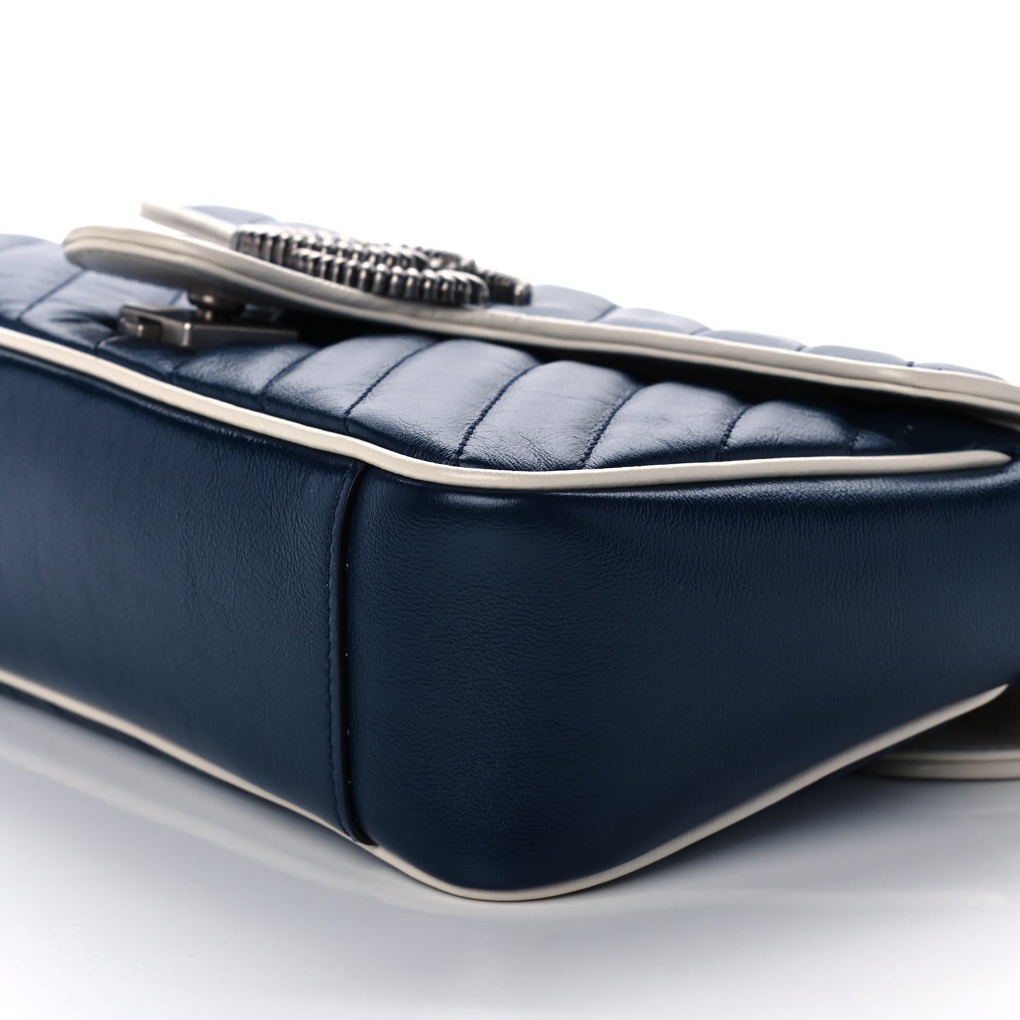 Vintage Effect Calfskin Matelasse Diagonal Small Torchon GG Marmont Shoulder Bag Blue Agata Mystic White