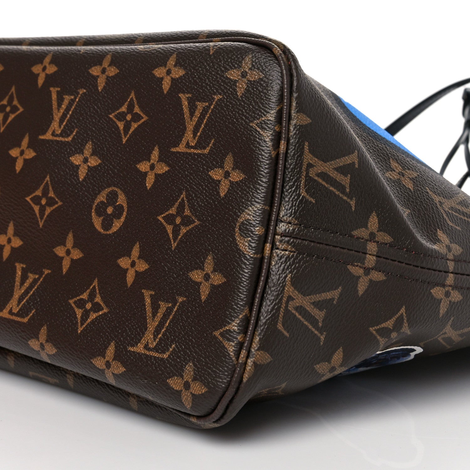 Louis Vuitton Monogram World Tour Neverfull MM 12 of 12
