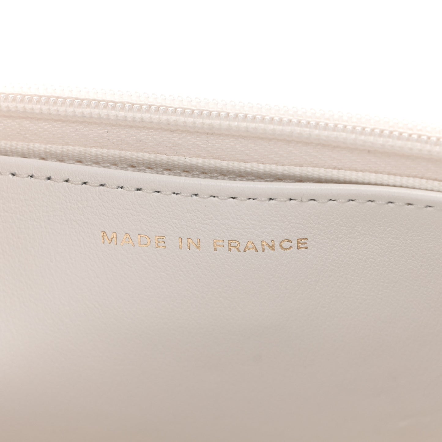 Caviar Quilted Enamel Coco Casino Wallet On Chain WOC White
