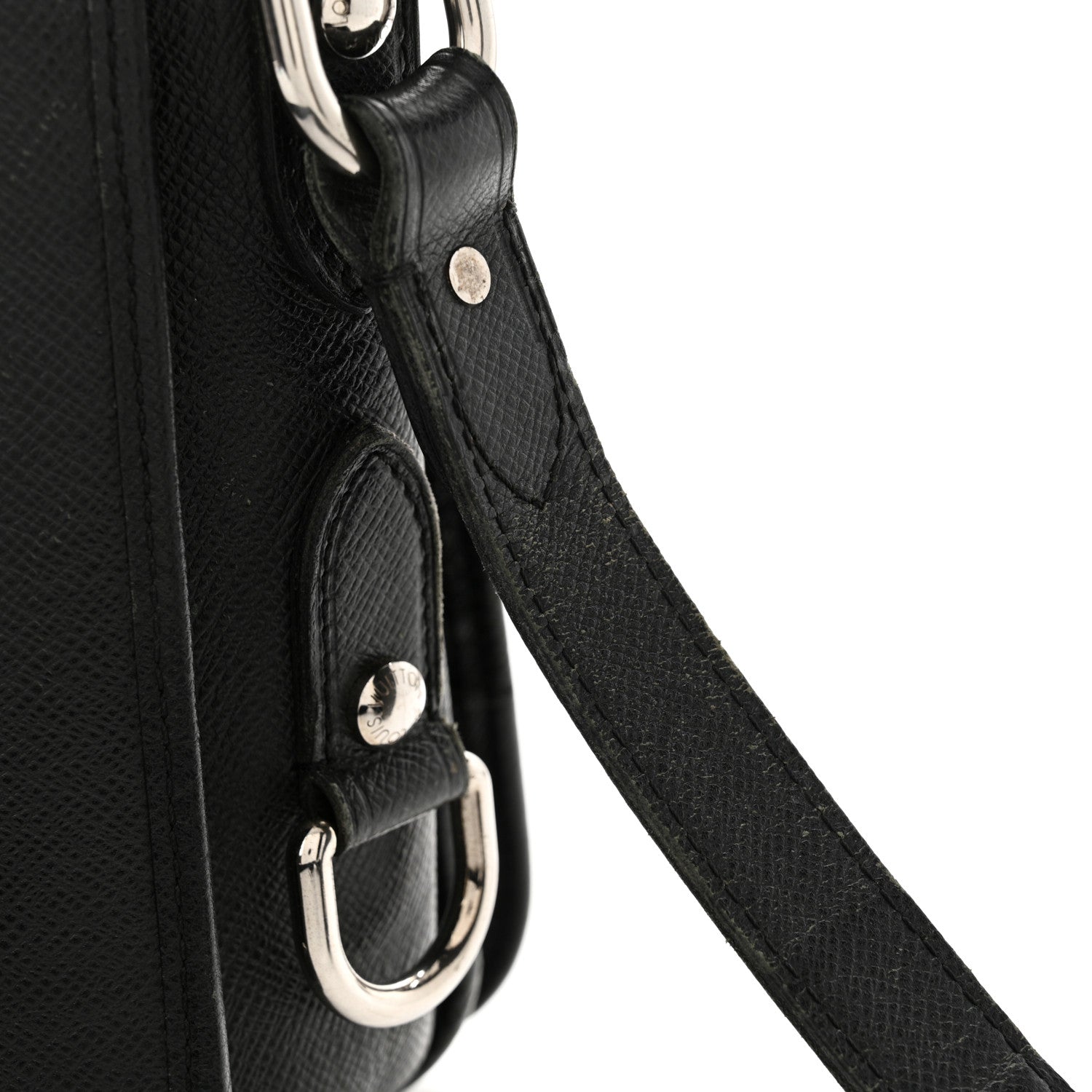 Louis Vuitton Taiga Andrei Ardoise 24 of 31