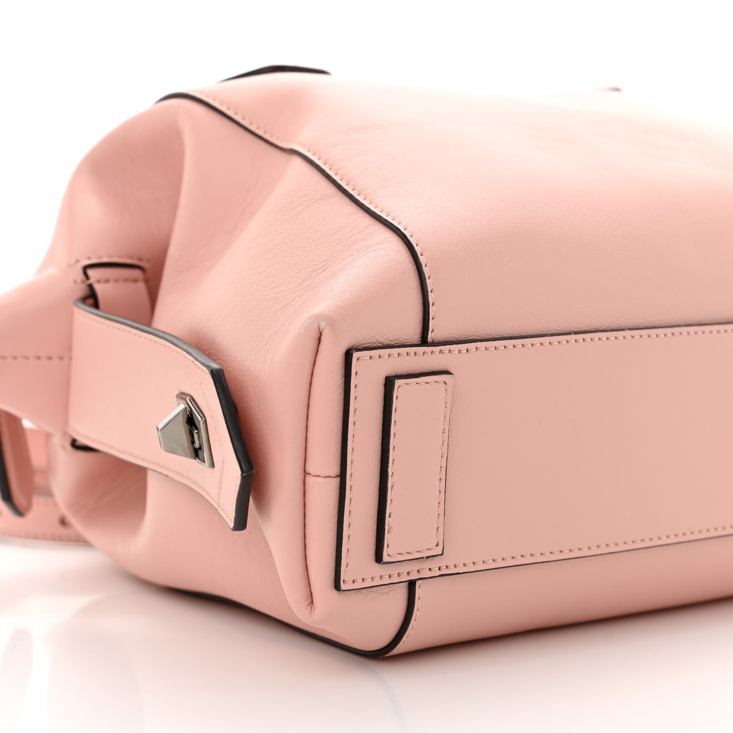 Smooth Calfskin Small Soft Antigona Pale Pink