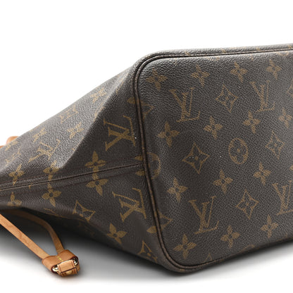 Louis Vuitton Monogram Neverfull MM 9 of 12
