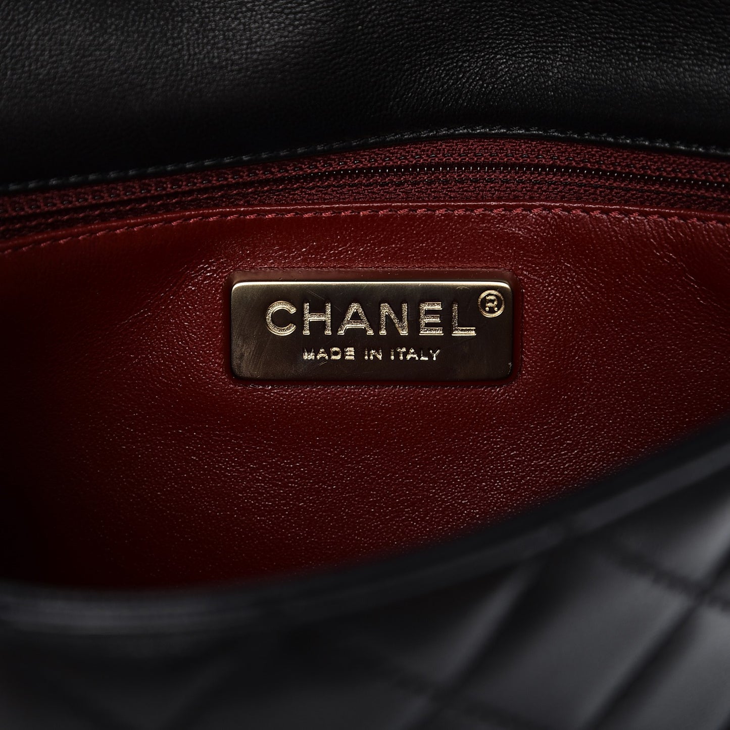 Lambskin Medium Westminster Pearl Flap Black