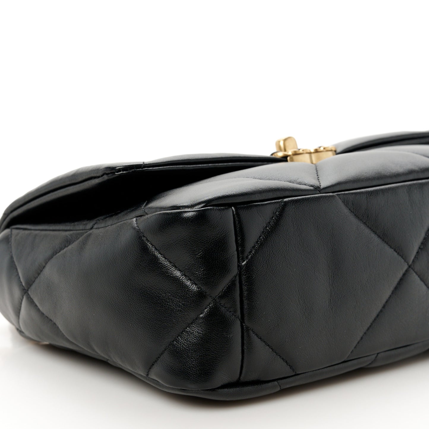 Lambskin Quilted Medium Chanel 19 Flap Black
