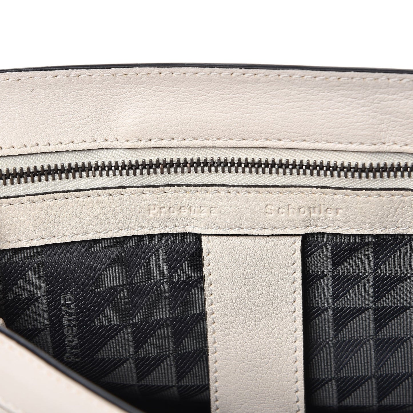 Buffalo Stud Medium PS1 Satchel White