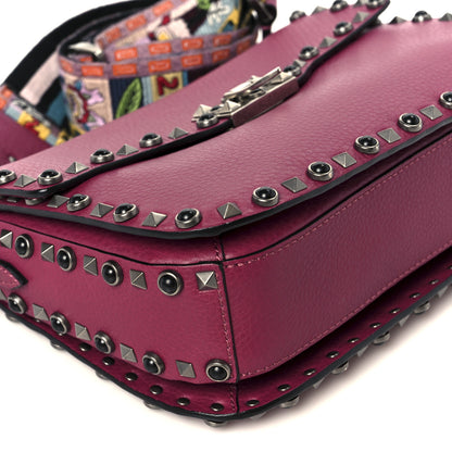 Valentino Garavani Grained Calfskin Onyx Medium Guitar Strap Rockstud Rolling Flap Saddle Bag Disco Pink 9 of 10