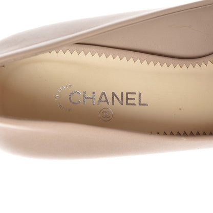 Chanel Lambskin Cap Toe CC Pumps 37.5 Beige Black 7 of 9