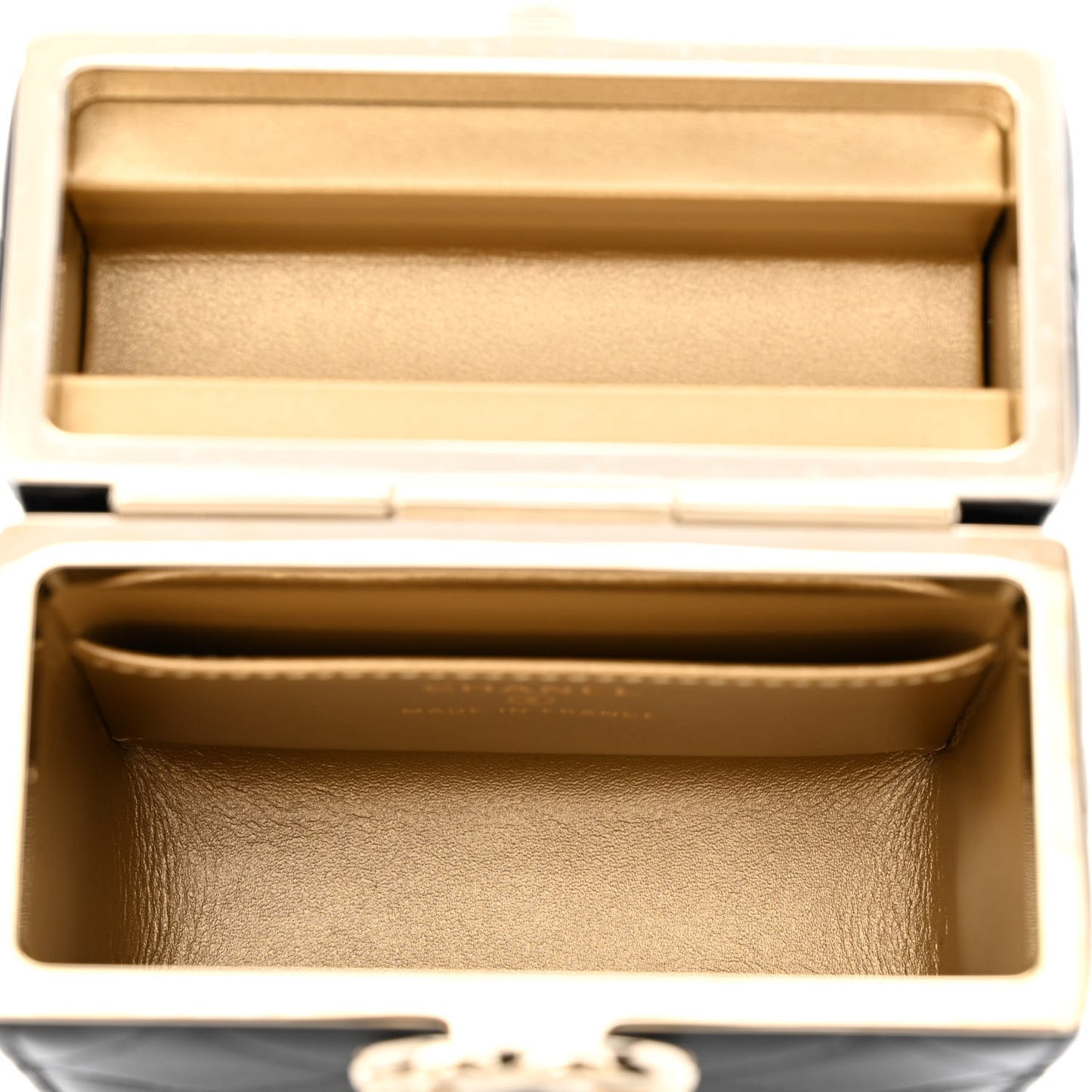Lambskin Quilted Small Box With Chain Black