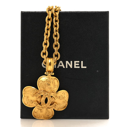 Chanel Chain Link CC Clover Necklace Gold 6 of 6