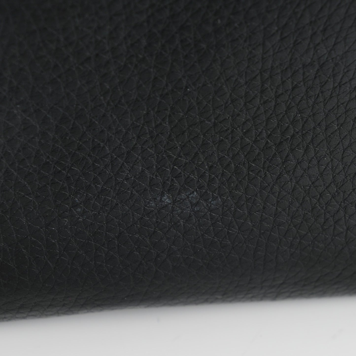 Calfskin Soho Zip Around Wallet Black
