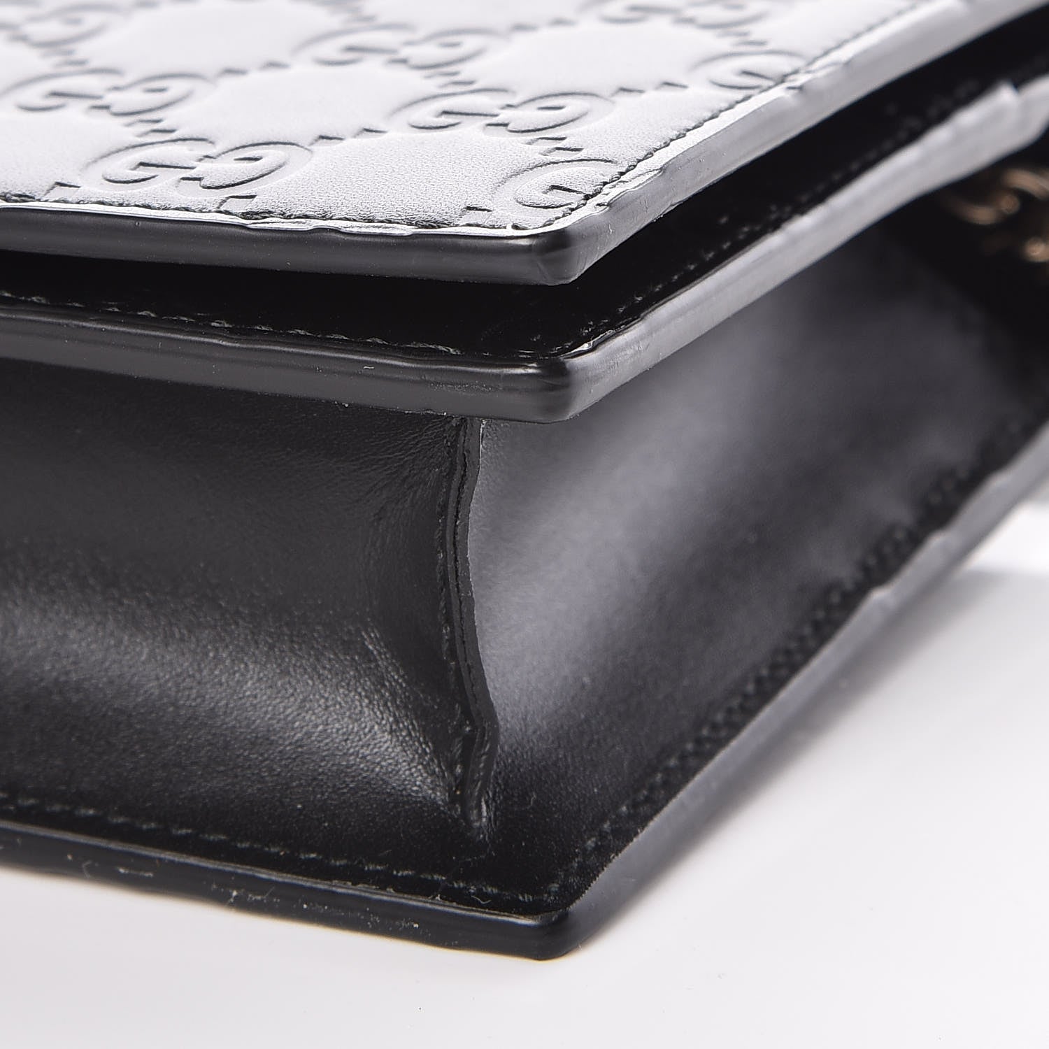 Gucci Guccissima Signature Bowy Chain Wallet Black 8 of 9