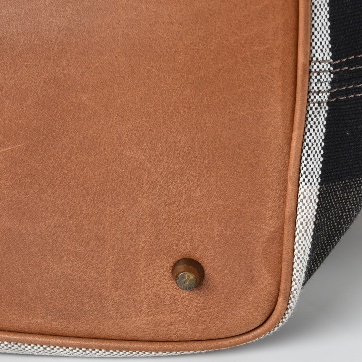 Canvas Mega Check Medium Ashby Hobo Saddle Brown