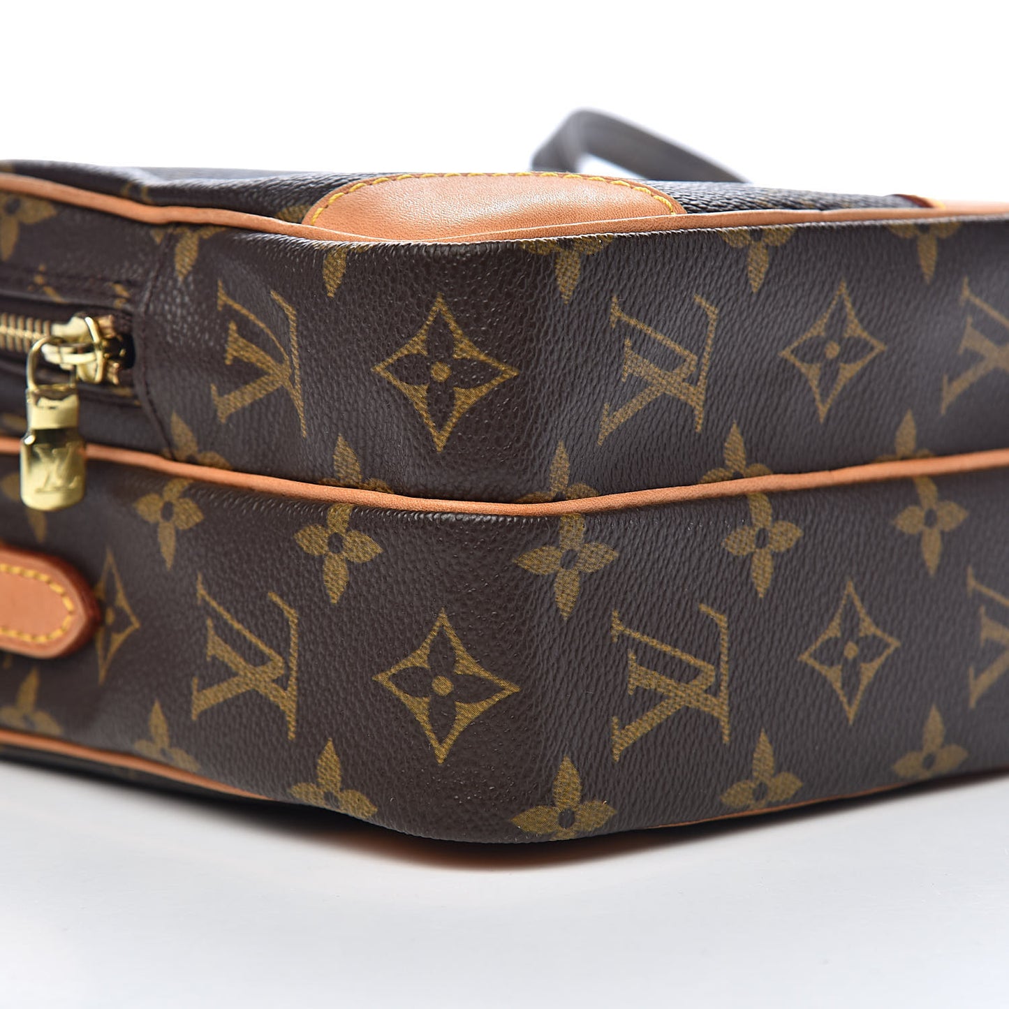 Monogram Amazone