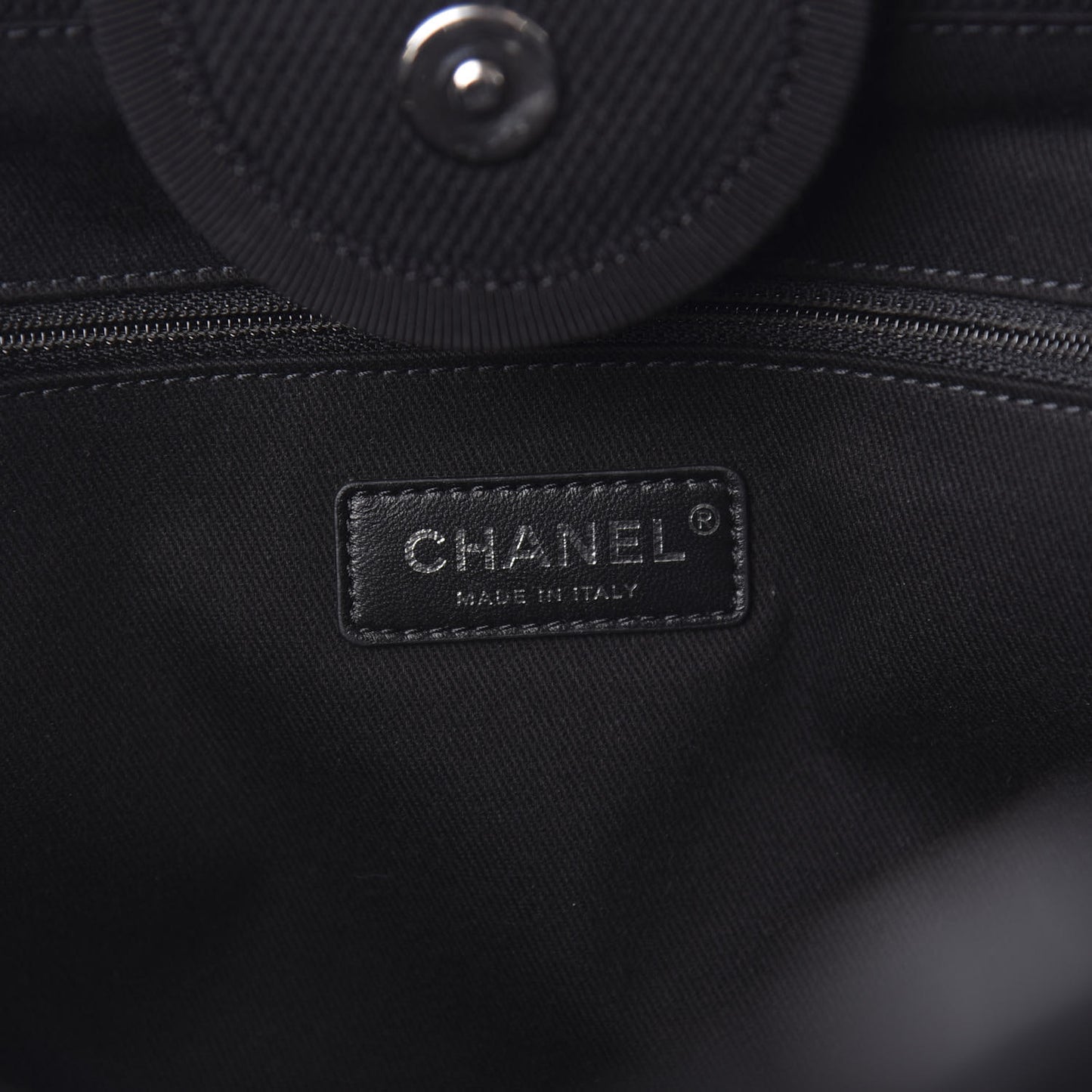 Canvas Pearl Medium Deauville Tote Black