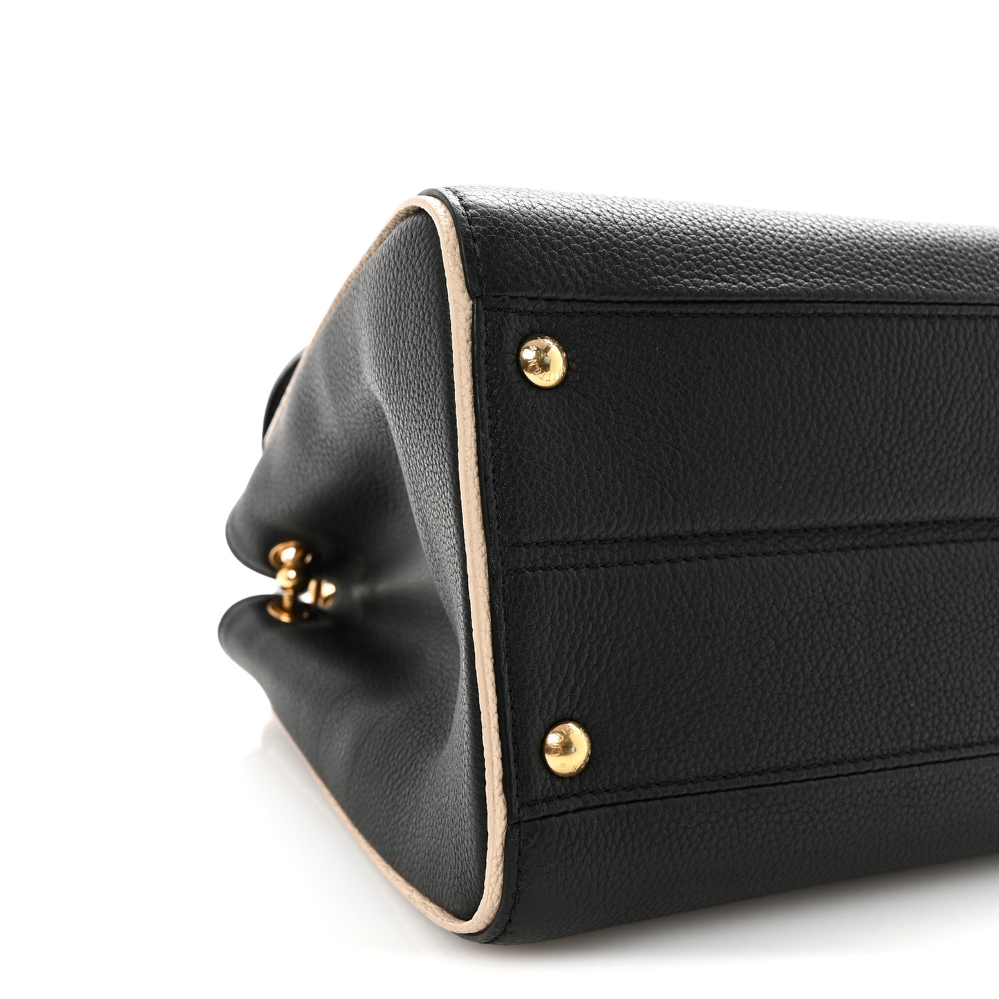 Grained Calfskin Monogram Double V Black