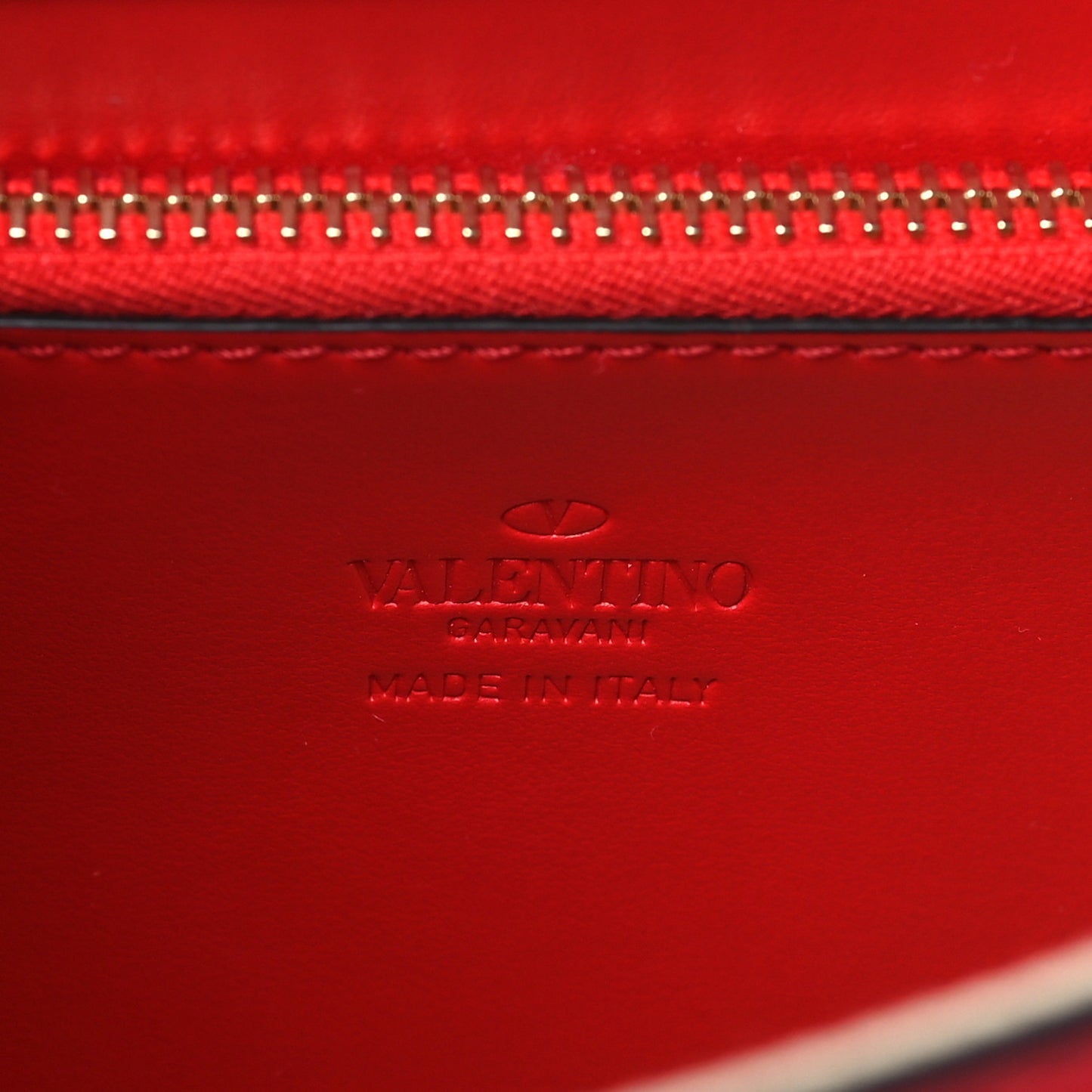 Calfskin VLogo Walk Shoulder Bag Rouge Pur