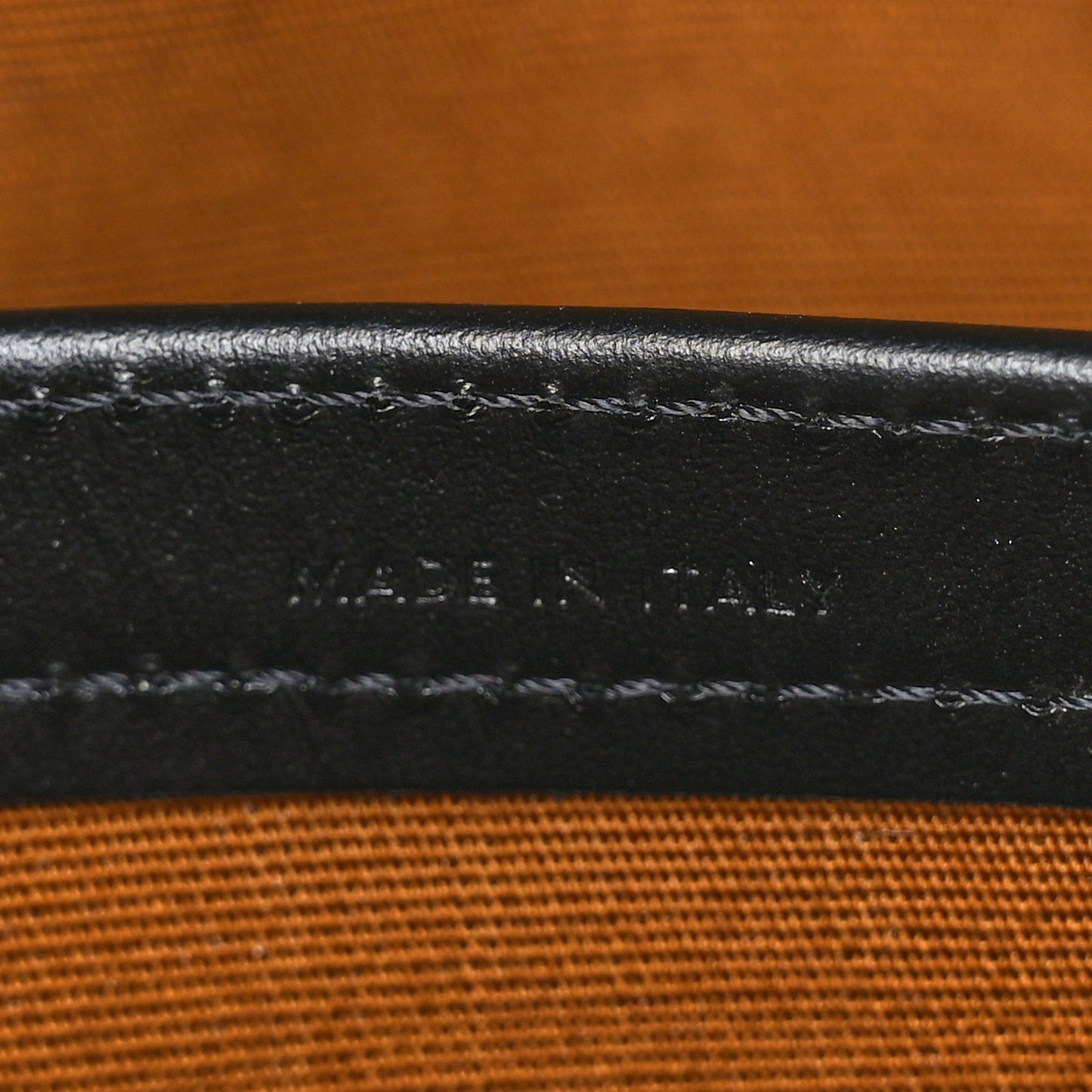 Triomphe Canvas Medium Messenger Bag Black