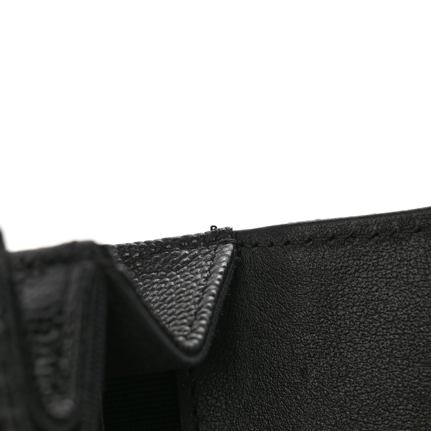 Shiny Caviar Quilted Clutch With Chain Black