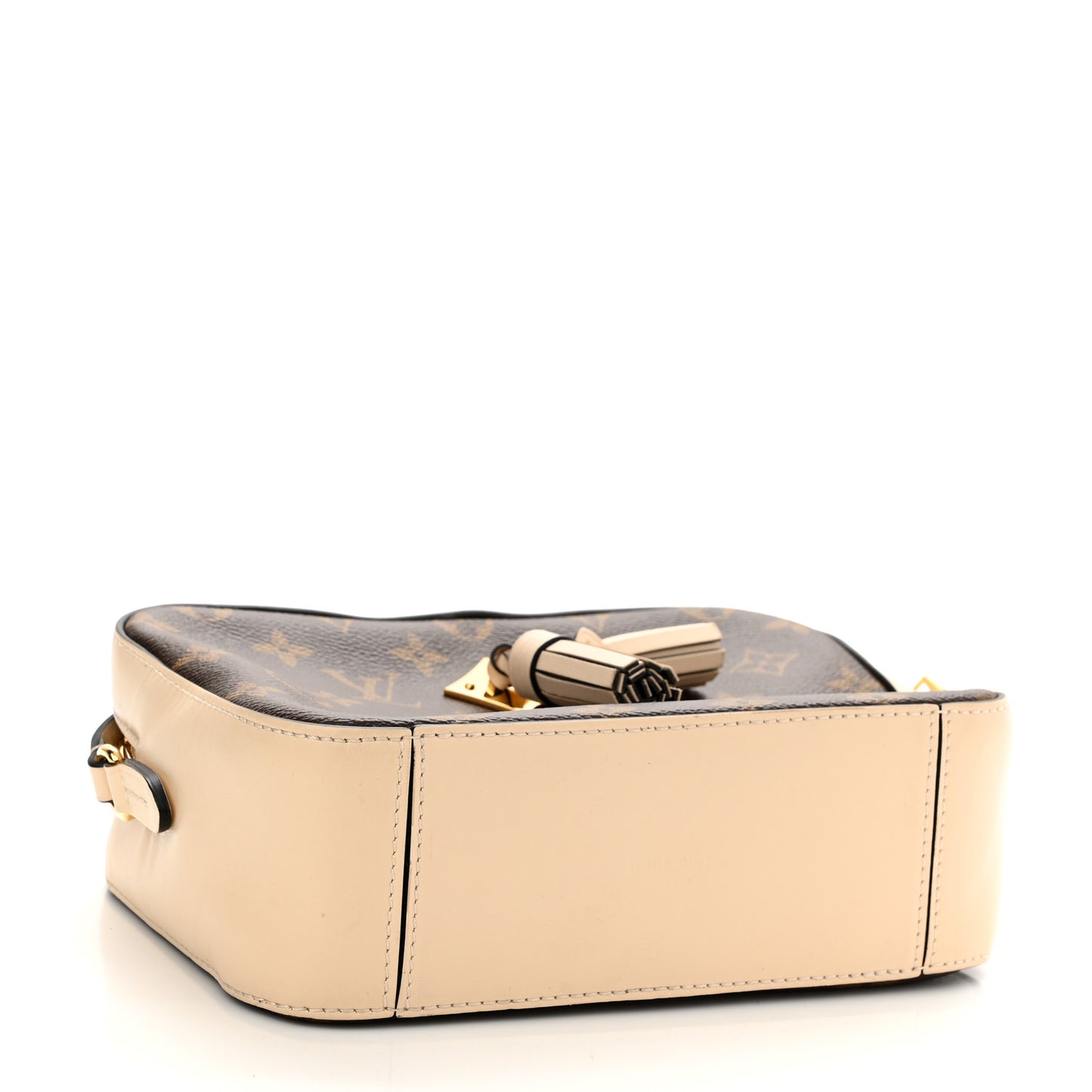 Monogram Saintonge Creme