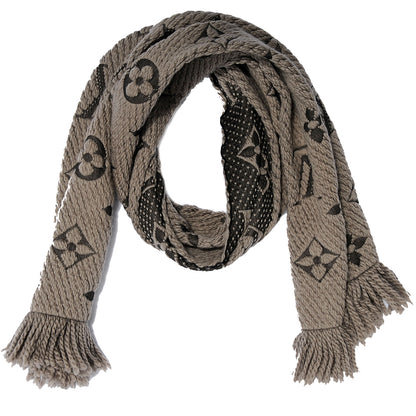 Louis Vuitton Logomania Scarf Verone 1 of 5