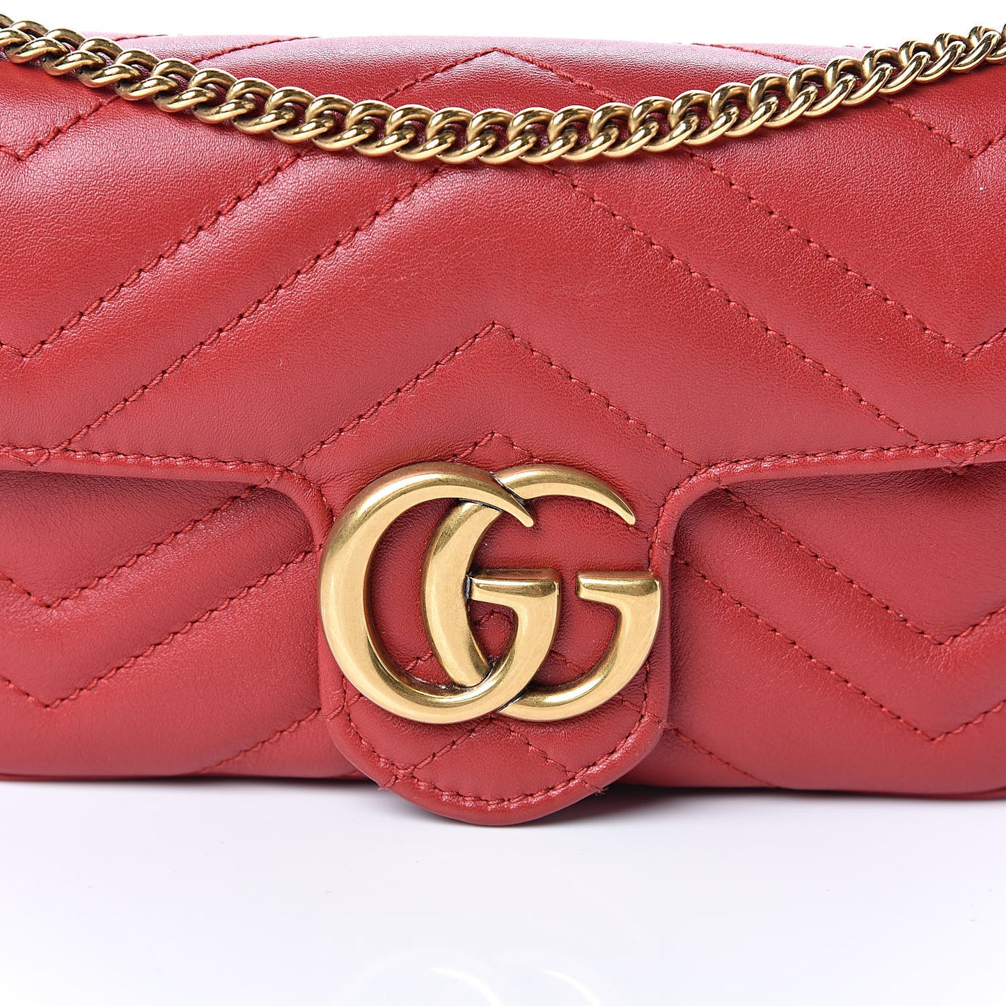 Calfskin Matelasse Super Mini GG Marmont Shoulder Bag Hibiscus Red