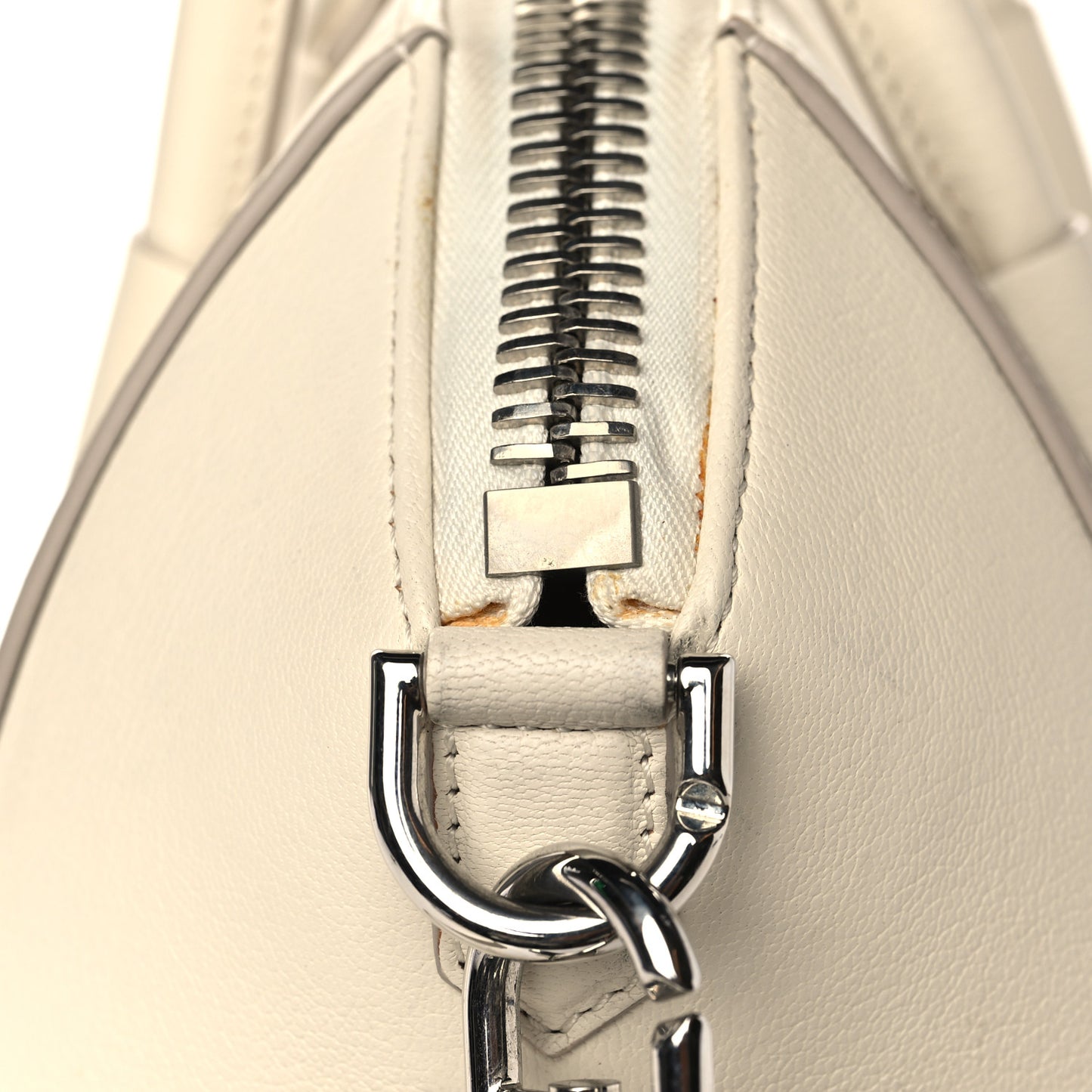 Sugar Goatskin Small Antigona Off White