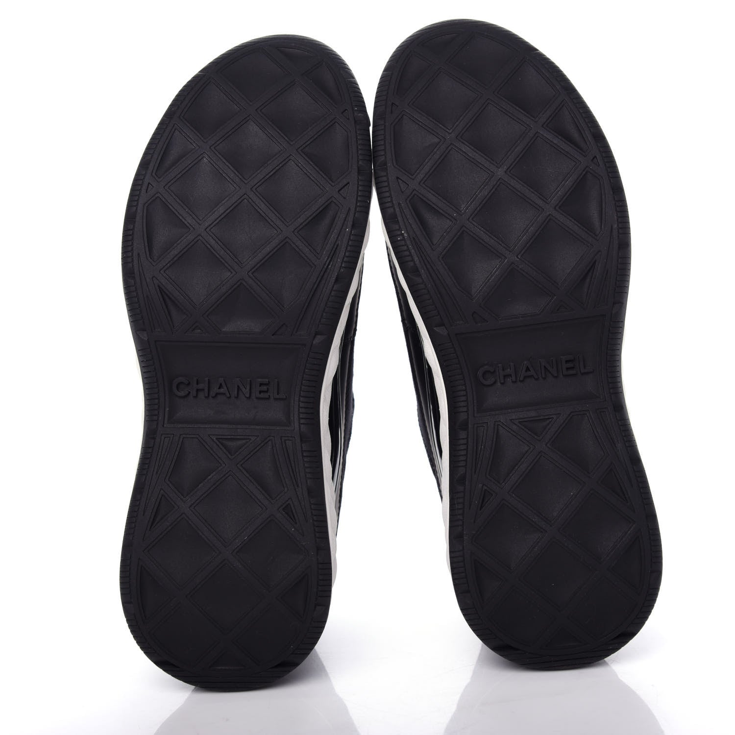 Chanel Velvet Calfskin Mixed Fibers CC Sneakers 37 Black 6 of 11