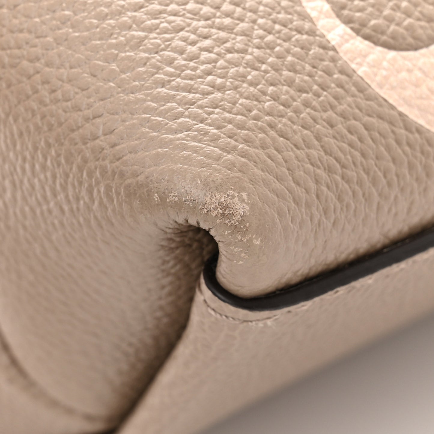 Empreinte Monogram Giant Madeleine MM Dove Grey Beige