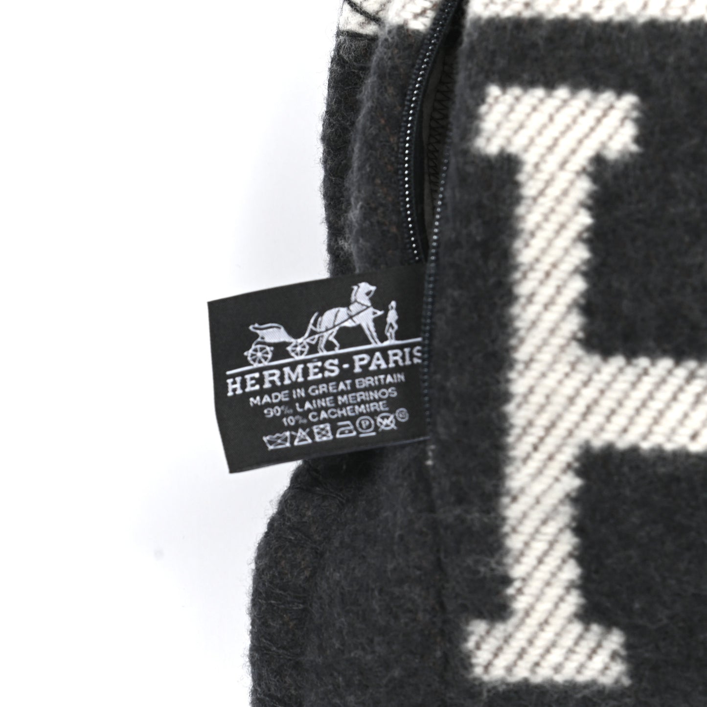 Wool Cashmere Avalon Pillow PM Ecru Gris Fonce