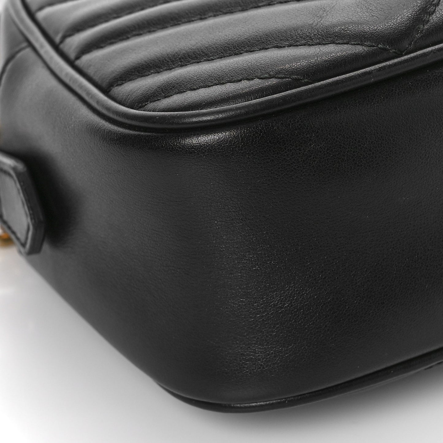 Calfskin Matelasse Small GG Marmont Chain Shoulder Bag Black