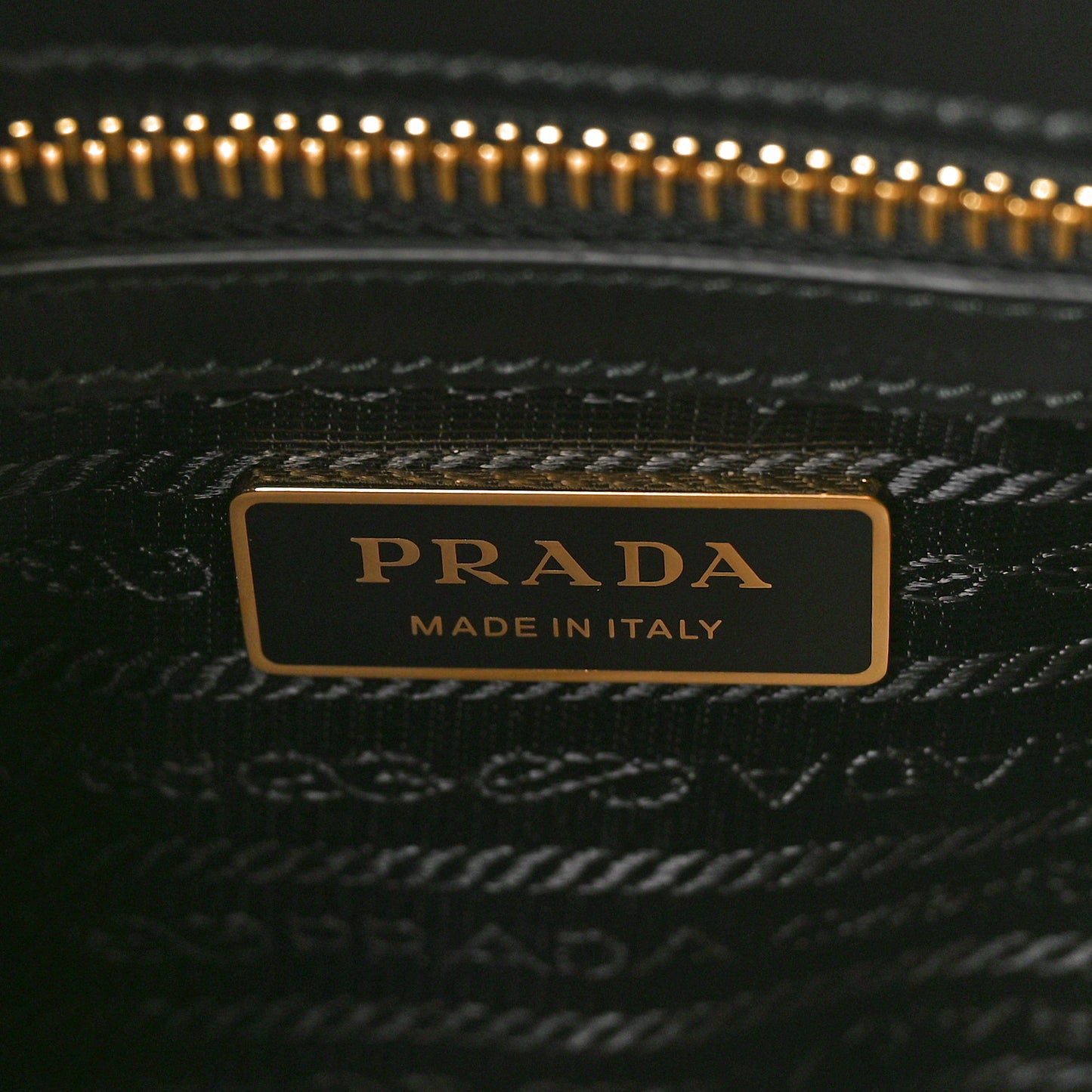 Jacquard Saffiano Triangolo Symbole Embroidered Small Tote Black Corda