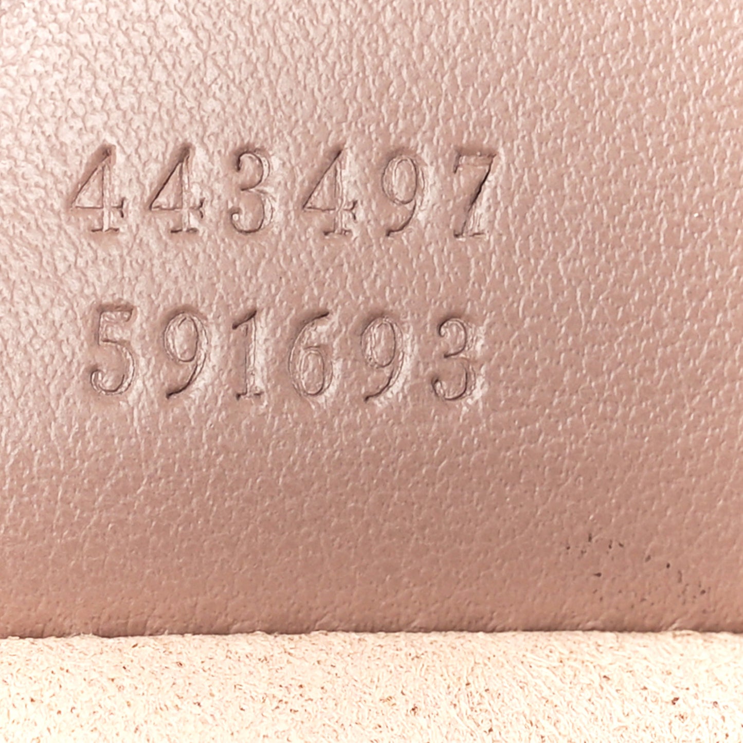 Calfskin Matelasse Small GG Marmont Shoulder Bag Porcelain Rose