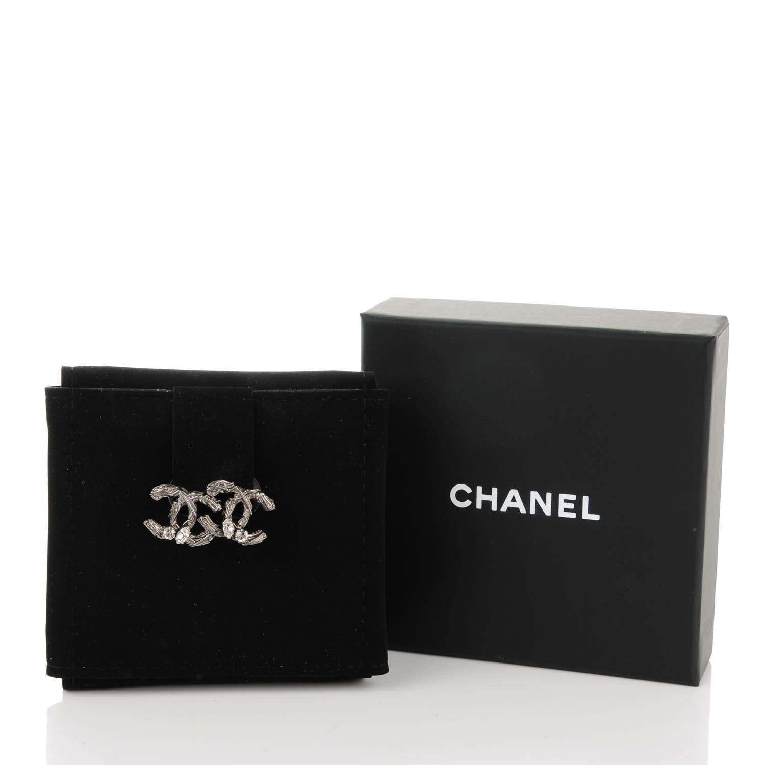 Chanel Crystal Textured CC Earrings Silver 3 of 5