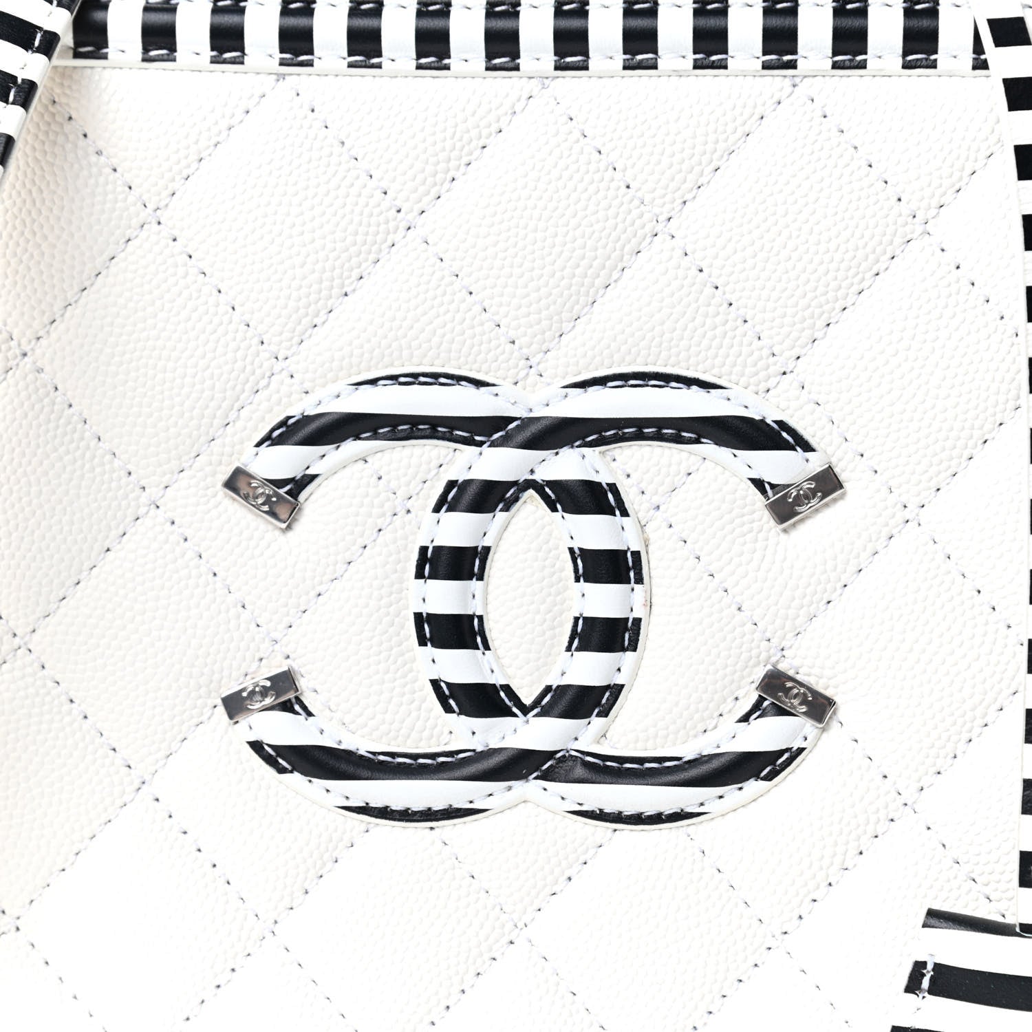 Chanel Caviar Quilted Striped Medium CC Filigree Vanity Case White Black 10 of 10