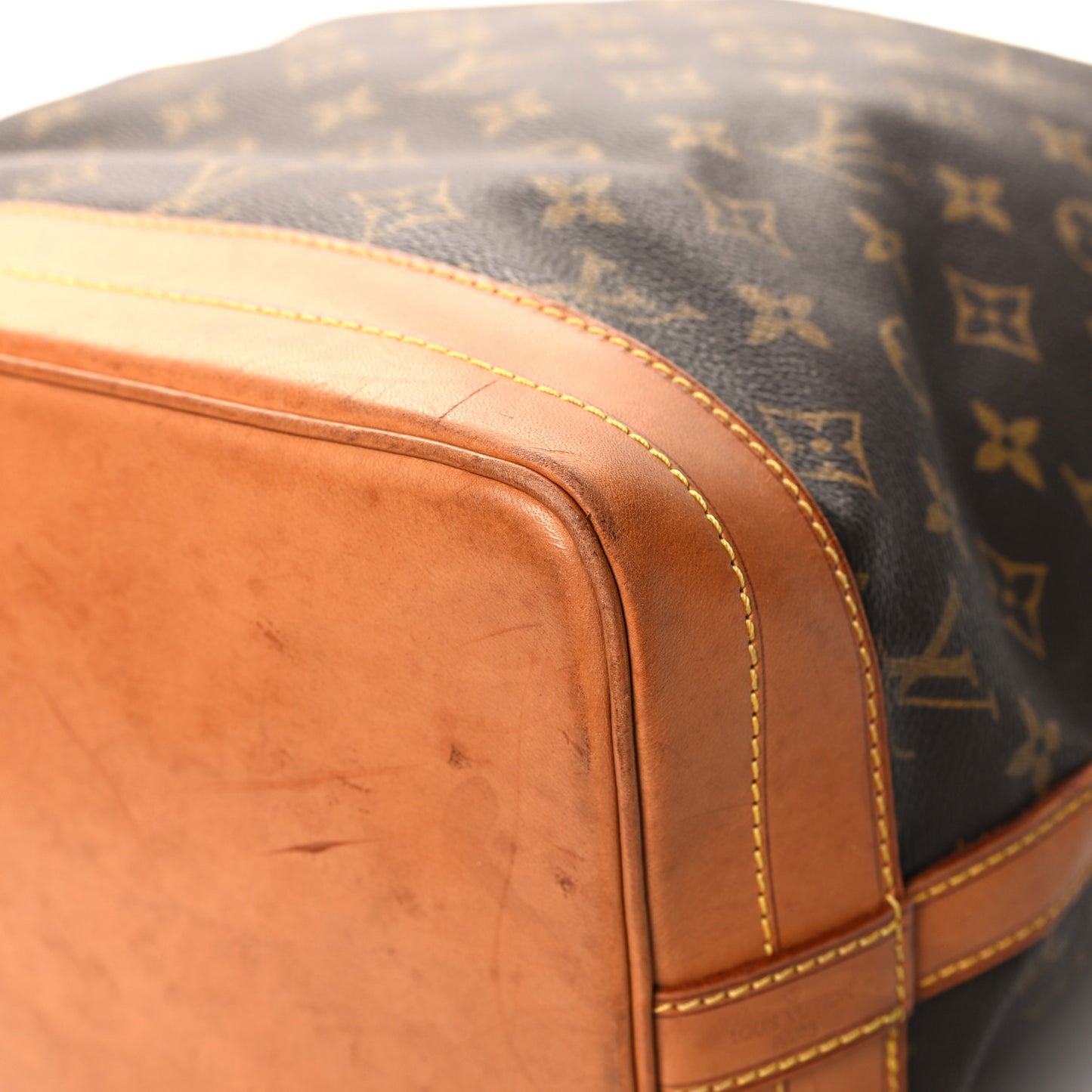 Monogram Noe