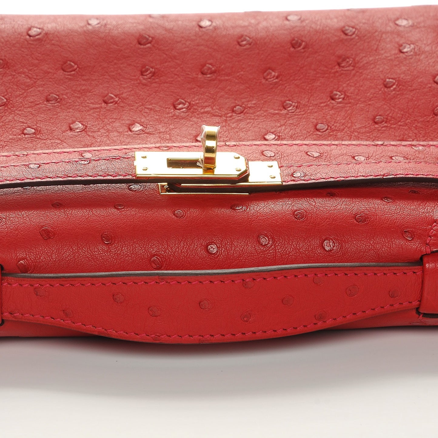 Ostrich Kelly Pochette Rouge Vif