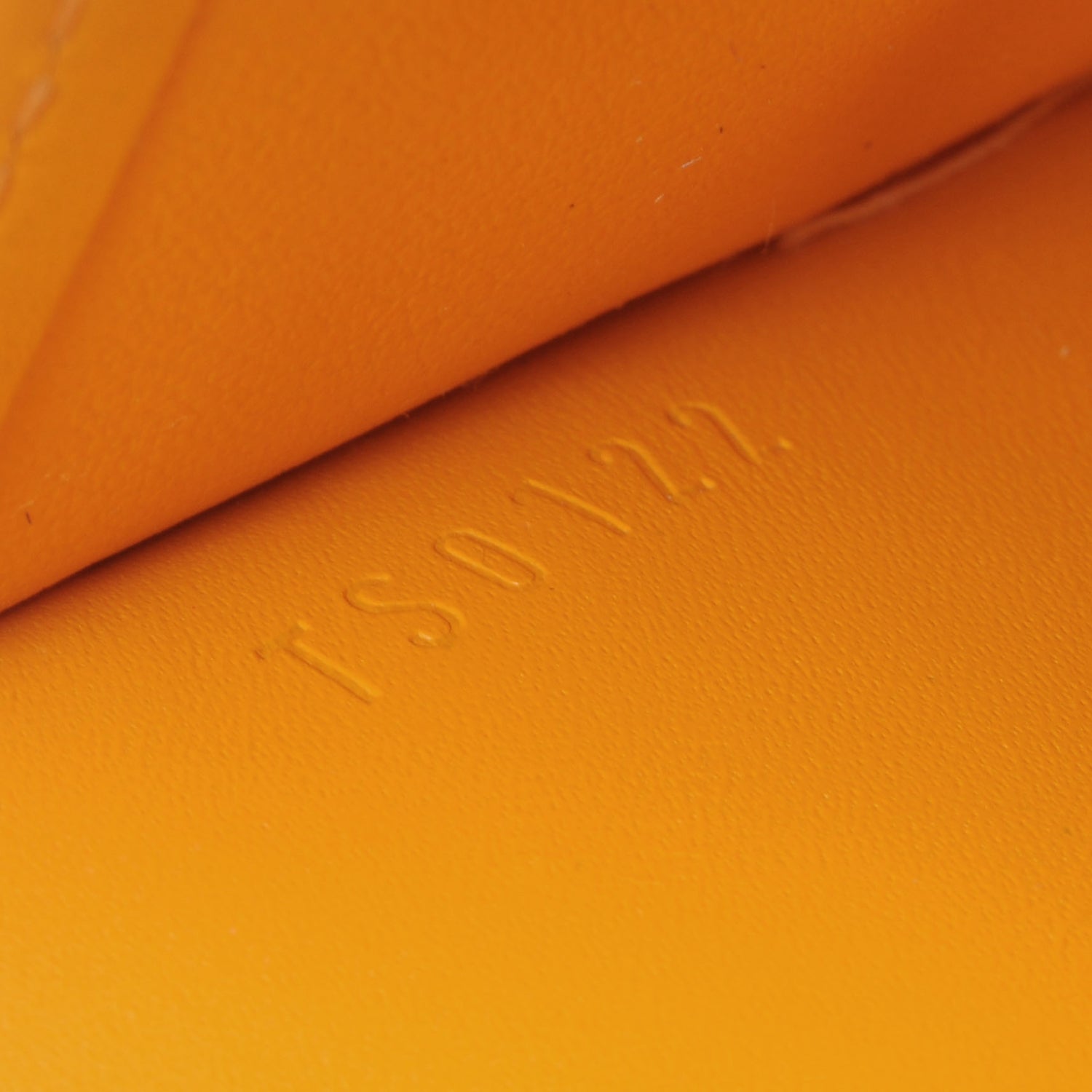 Louis Vuitton Vernis Sarah Wallet Jaune Passion 7 of 7